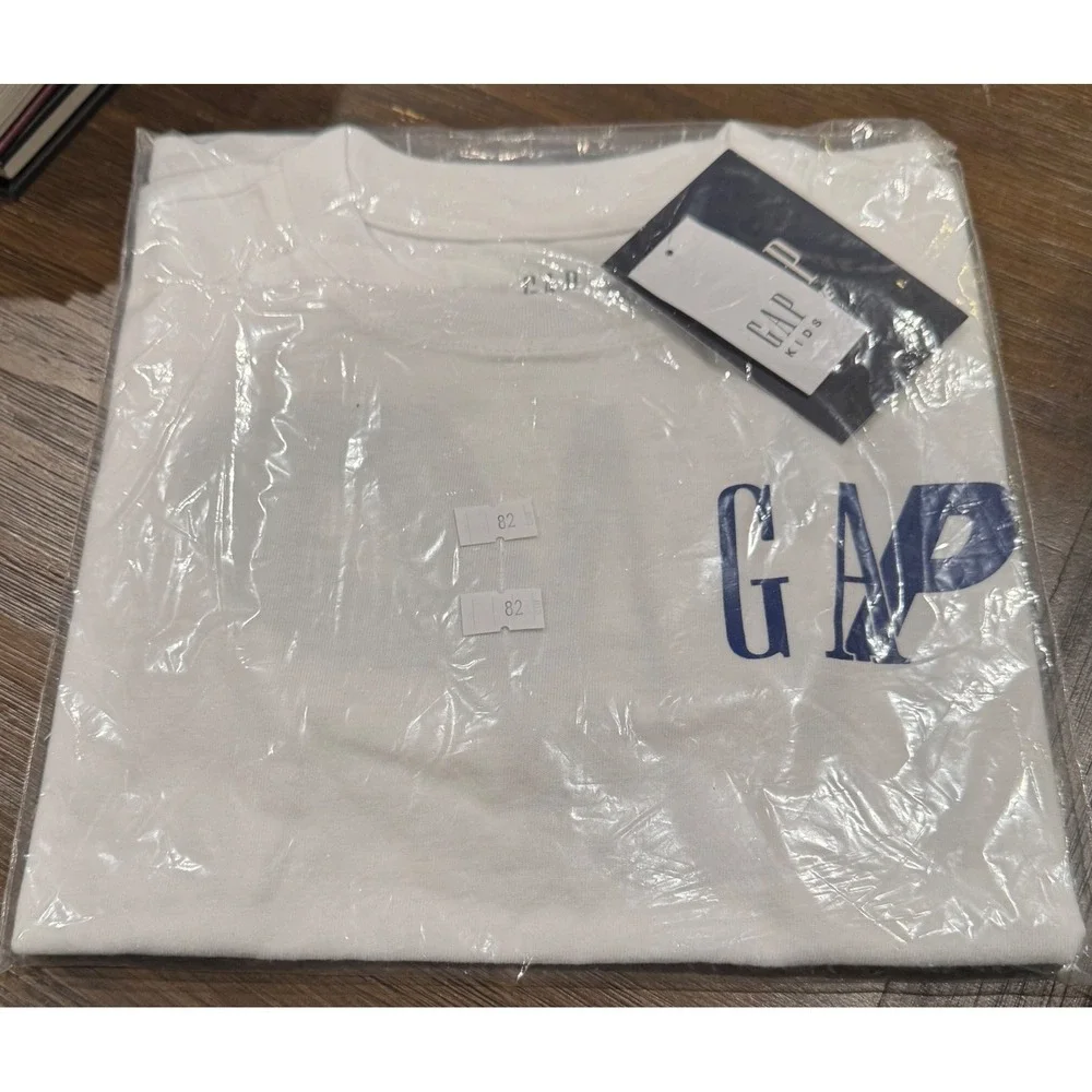 GAP x Palace White T-Shirt‎ with Blue Logo Graphic Streetwear Collab Kids Size S